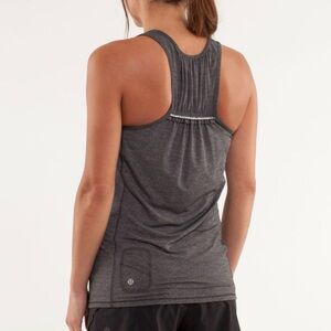 Lululemon run silver bullet tech ruffle racerback tank grey black size 6